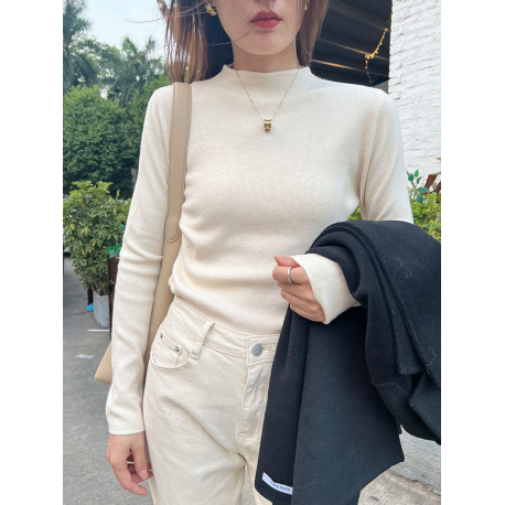 Women's Mock Neck Pullover