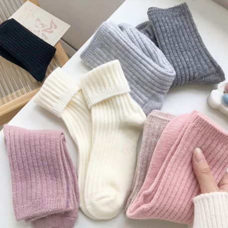 4 Pairs Wool Socks for Women