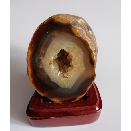 Individual Agate with Stand included