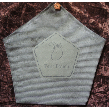 B'ee's pent Pouch Pent Shaped Vinyl