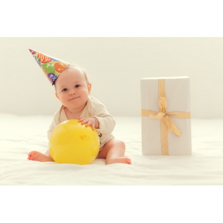 4 Reasons to Photograph Your Baby's First Birthday