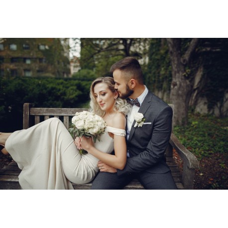 7 Must-Have Wedding Photos