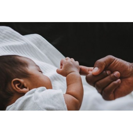 Facebook Ad Examples for Newborn & Maternity Photography