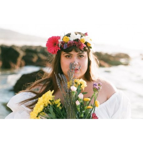 The Curvy Bride’s Guide to Looking Spectacular in Photos