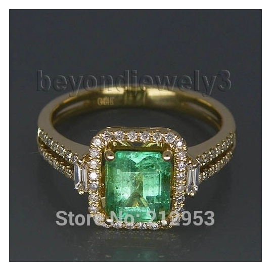 Vintage Natural Emerald Engagement Ring In Solid 14Kt Yellow Gold Diamond Baguette Colombian Gemstone Jewelry  For Sale G00795