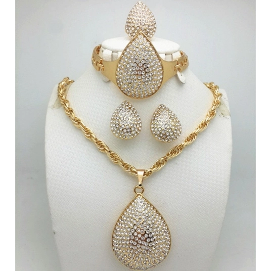 Extraordinary Queens gold Jewelry Sets (Beautiful Queens Set 2)
