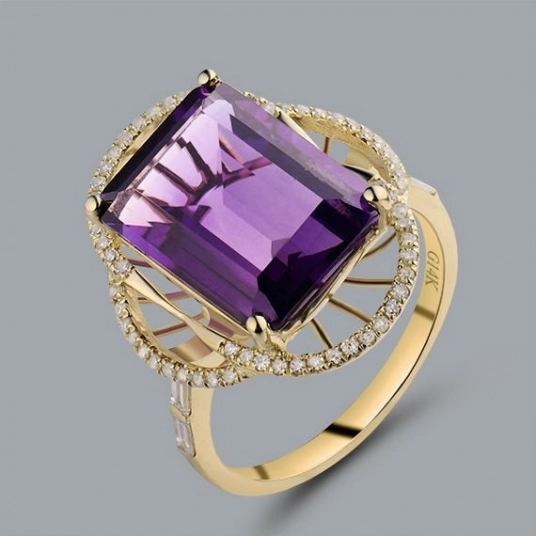 Natural Amethyst Ring Emerald Cut 10x14mm Solid 14Kt Yellow Gold Baguette Diamond Purple Amethyst Engagement Rings For Sale