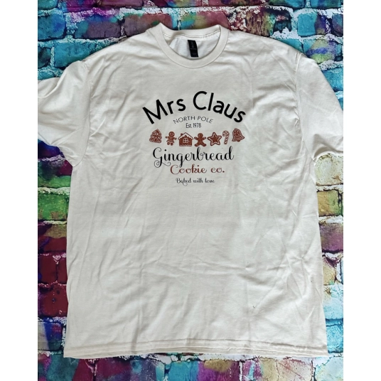 Mrs Claus Chrismtas t-shirt
