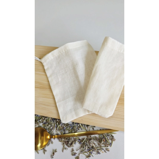 REUSABLE UNBLEACHED TEA BAGS (there are 2 in the bag)