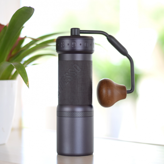 1zpresso Kultra Portable manual coffee grinder