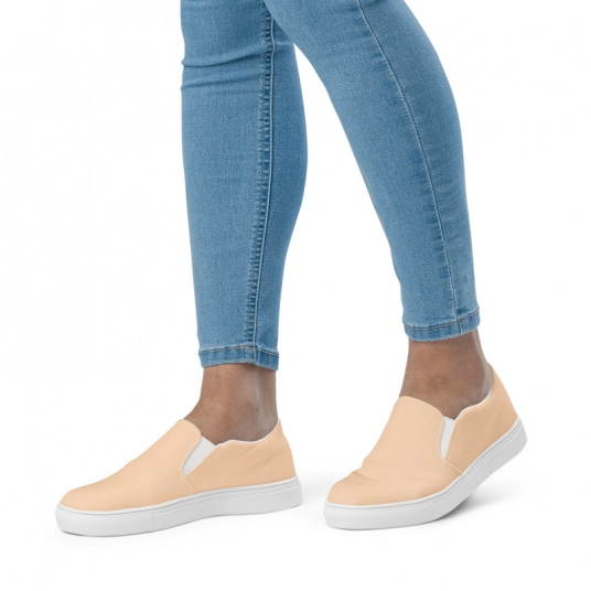 Peach Puff Women’s slip-on canvas shoes