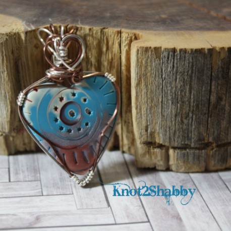 C19 Retro Heart - Wire Wrapped Polymer Clay Pendant