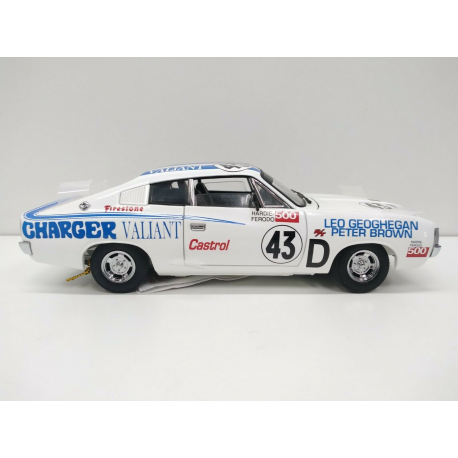 1-24 Geoghegan - Brown no.43D CHRYSLER VH VALIANT CHARGER E-38 R-T by TRAX TRL5C