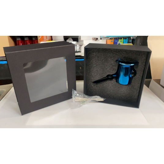 Metal bubbler in gift box