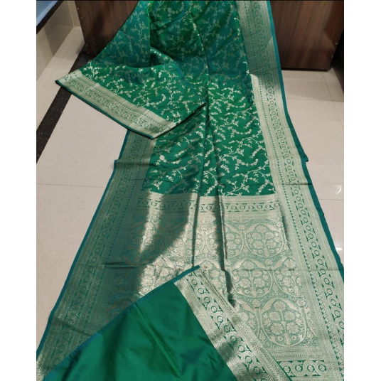 Benarsi Blended in Green
