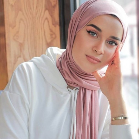 Hijab pour les femmes voilée. voile .khimars
